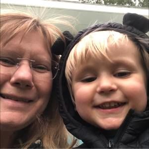 Meet your Posher, Donna